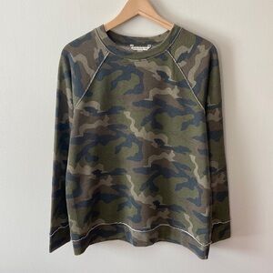 American Eagle Crewneck Sweatshirt Green Camo Size Medium